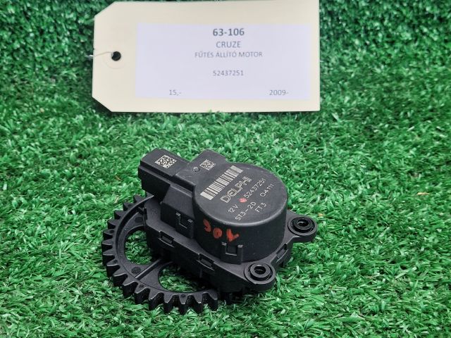 bontott CHEVROLET CRUZE Fűtés Állító Motor