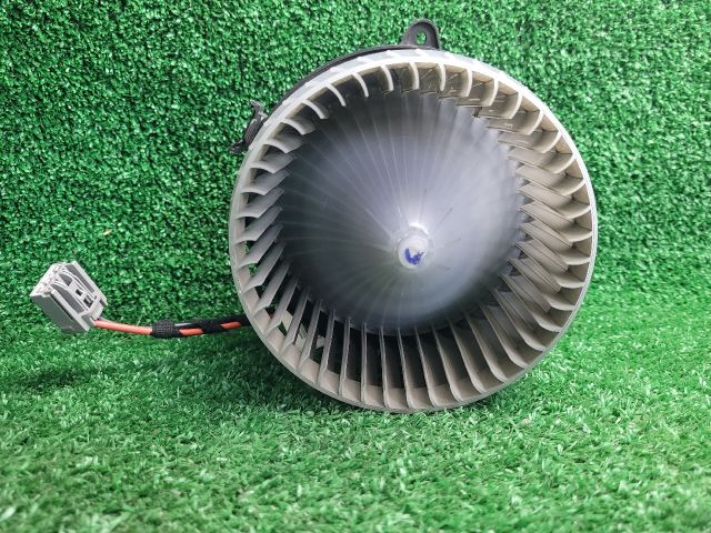 bontott CHEVROLET CRUZE Fűtőmotor (Klímás)