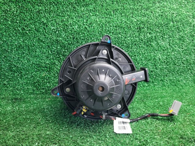 bontott CHEVROLET CRUZE Fűtőmotor (Klímás)