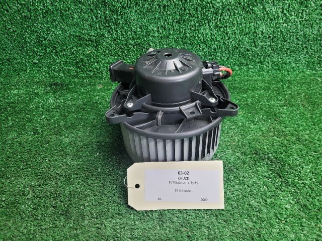 bontott CHEVROLET CRUZE Fűtőmotor (Klímás)