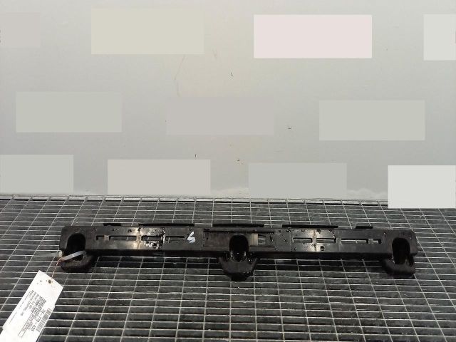 bontott CHEVROLET CRUZE Hátsó középső Lökhárító Tartó (Műanyag)