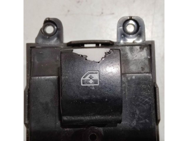 bontott CHEVROLET CRUZE Jobb első Ablakemelő Kapcsoló