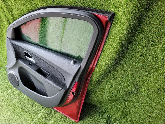 bontott CHEVROLET CRUZE Jobb első Ajtó (Részeivel)