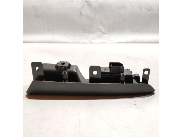 bontott CHEVROLET CRUZE Jobb hátsó Ablakemelő Kapcsoló