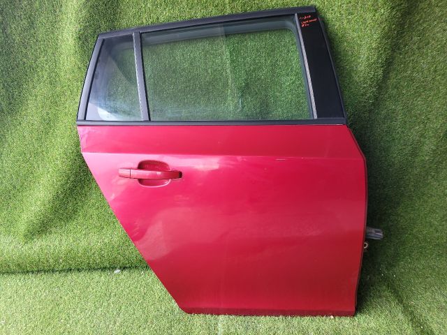 bontott CHEVROLET CRUZE Jobb hátsó Ajtó (Részeivel)