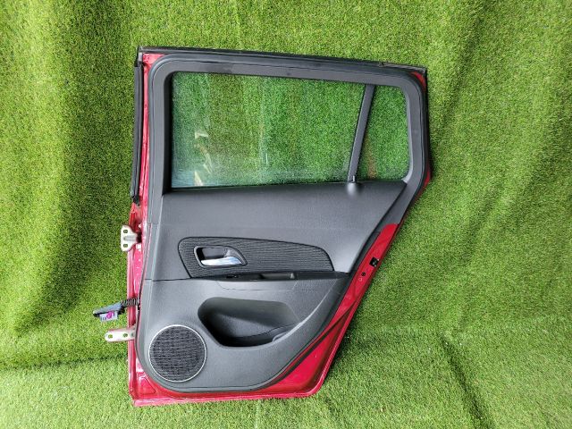 bontott CHEVROLET CRUZE Jobb hátsó Ajtó (Részeivel)