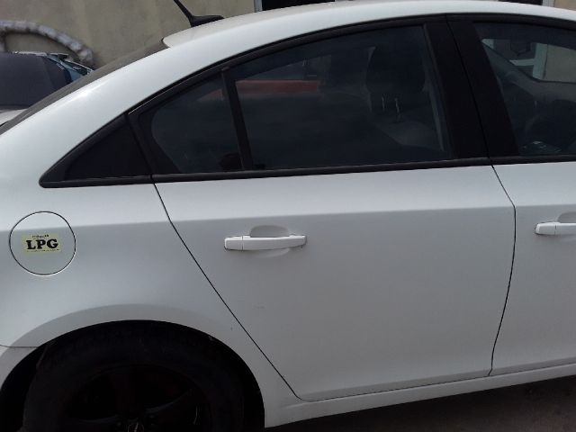 bontott CHEVROLET CRUZE Jobb hátsó Ajtó (Üres lemez)