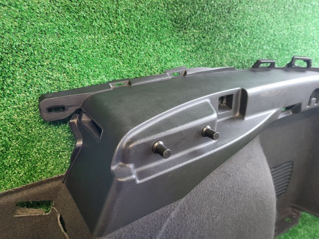 bontott CHEVROLET CRUZE Jobb hátsó Csomagtér Burkolat (Műanyag)