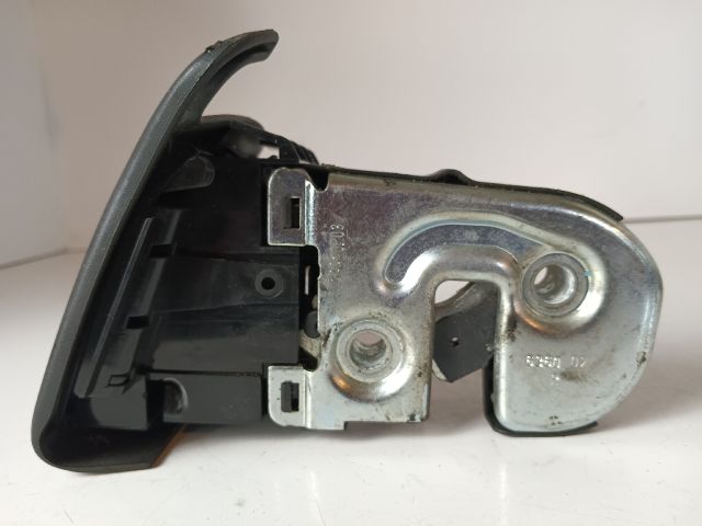 bontott CHEVROLET CRUZE Jobb hátsó Ülés Rögzítő