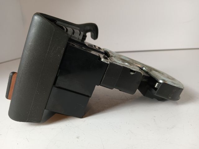 bontott CHEVROLET CRUZE Jobb hátsó Ülés Rögzítő