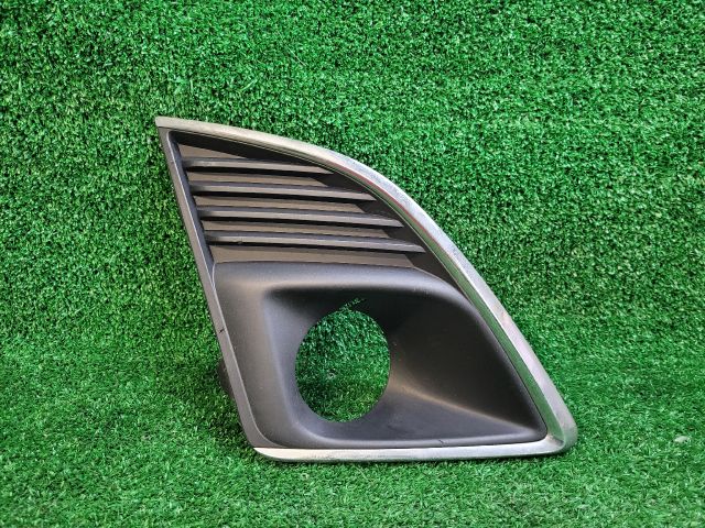 bontott CHEVROLET CRUZE Jobb Ködlámpa Rács