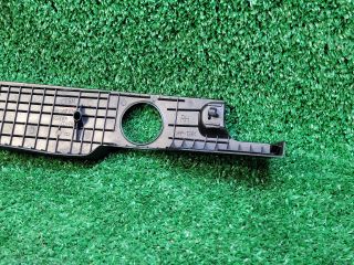 bontott CHEVROLET CRUZE Jobb Sárvédő Csavar Burkolat