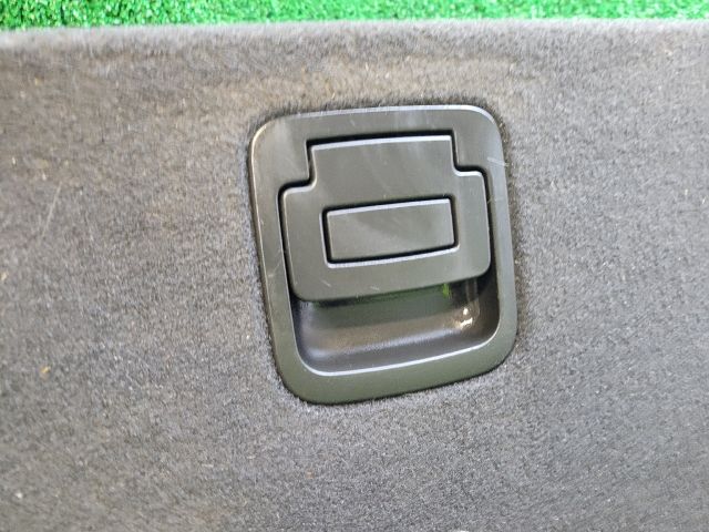 bontott CHEVROLET CRUZE Pótkerék Szerszámtartó