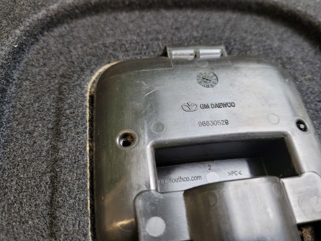 bontott CHEVROLET CRUZE Pótkerék Szerszámtartó