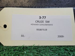 bontott CHEVROLET CRUZE Pótkerék Szerszámtartó