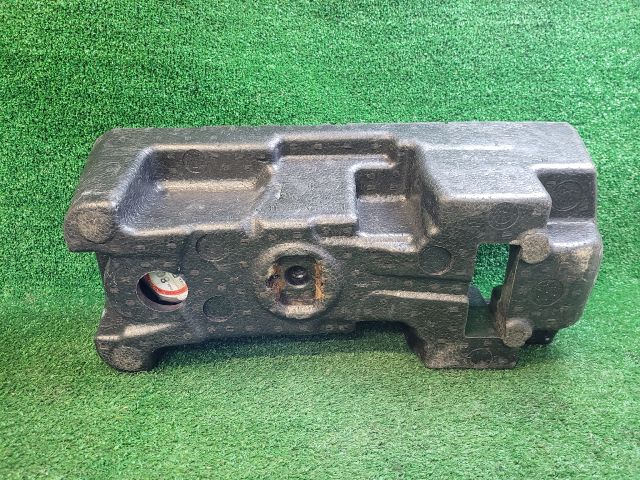 bontott CHEVROLET CRUZE Pótkerék Szerszámtartó