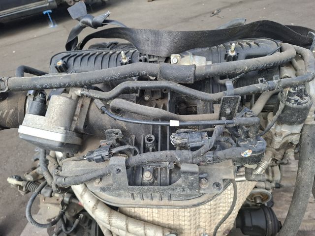 bontott CHEVROLET EPICA Motor (Fűzött blokk hengerfejjel)