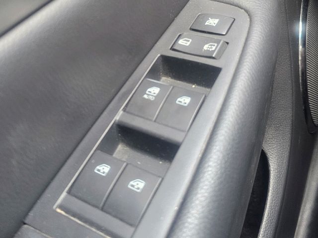 bontott CHEVROLET EPICA Bal első Ablakemelő Kapcsoló