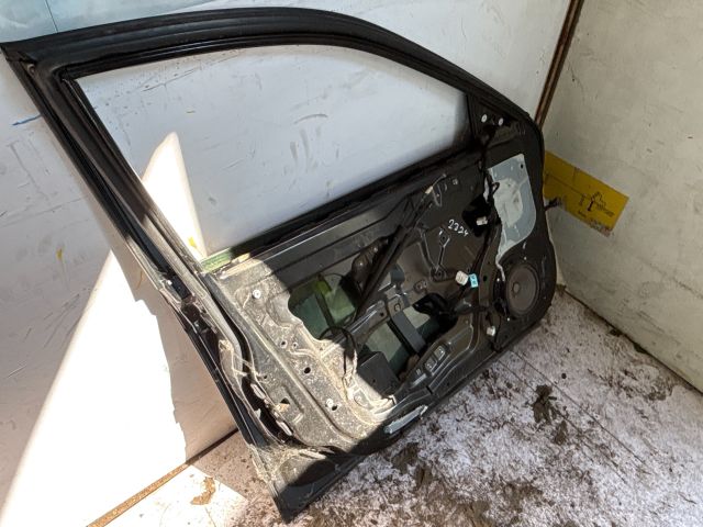 bontott CHEVROLET EPICA Bal első Ajtó (Üres lemez)