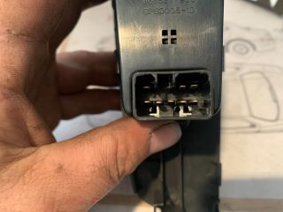 bontott CHEVROLET EPICA Jobb első Ablakemelő Kapcsoló