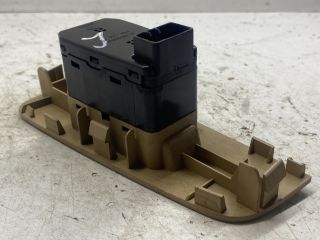 bontott CHEVROLET EPICA Jobb első Ablakemelő Kapcsoló