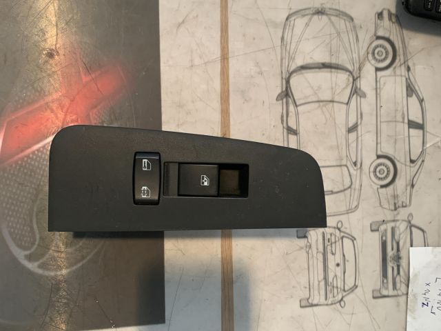 bontott CHEVROLET EPICA Jobb első Ablakemelő Kapcsoló