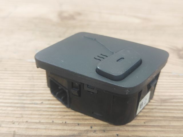 bontott CHEVROLET EPICA Jobb első Ülésfűtés Kapcsoló