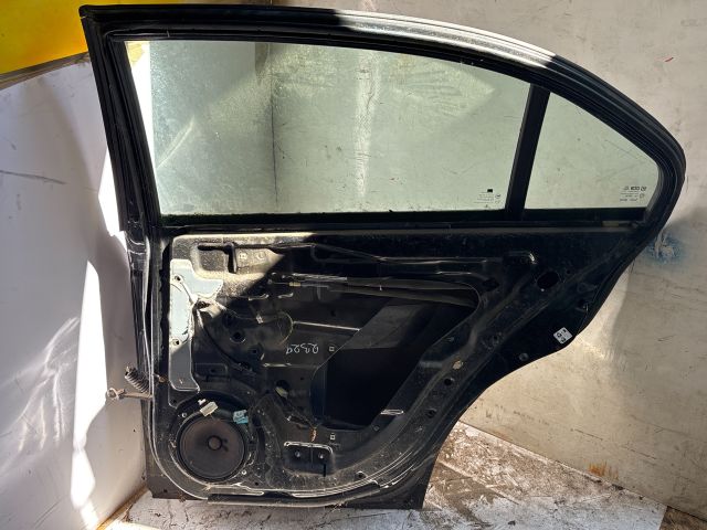 bontott CHEVROLET EPICA Jobb hátsó Ajtó (Üres lemez)