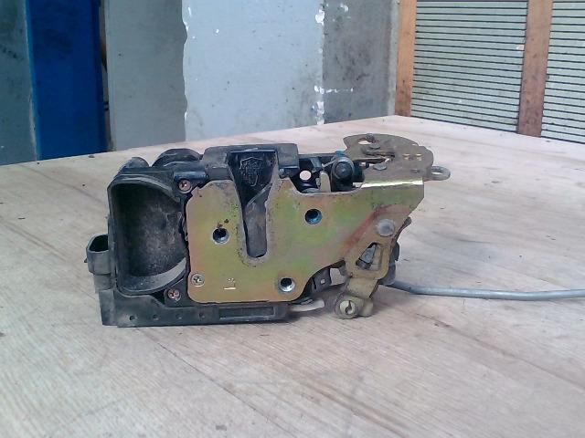 bontott CHEVROLET KALOS Bal első Ajtózár