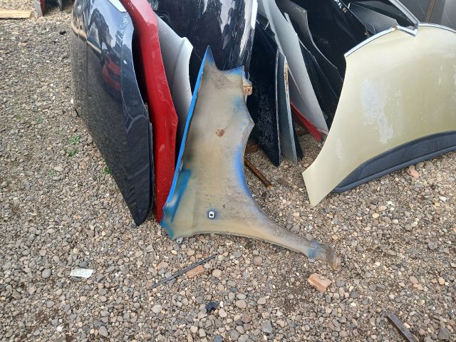 bontott CHEVROLET KALOS Bal első Sárvédő