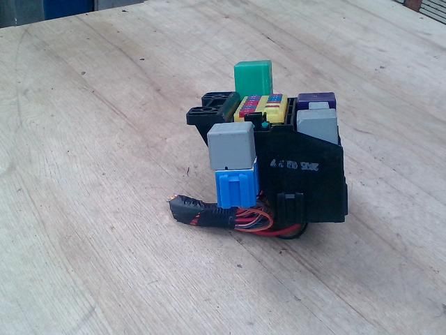 bontott CHEVROLET KALOS Biztosítéktábla Utastér