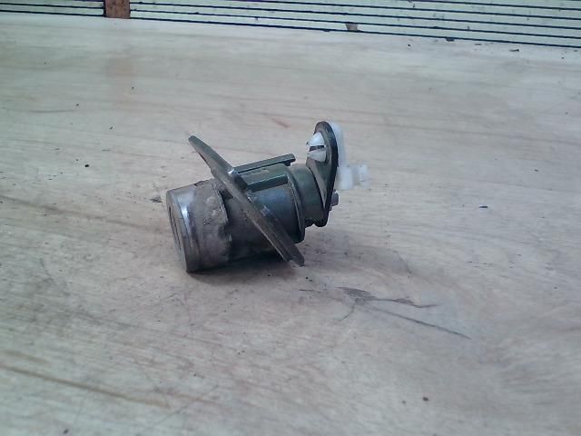 bontott CHEVROLET KALOS Csomagtérajtó Zárbetét