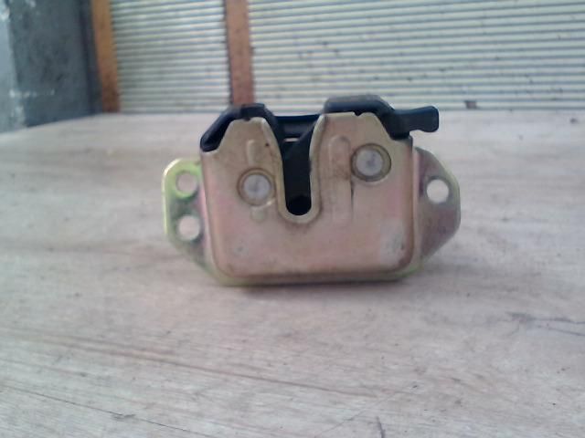 bontott CHEVROLET KALOS Csomagtérajtó Zárszerkezet