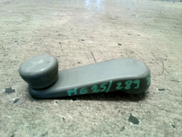 bontott CHEVROLET KALOS Első Ablaktekerő Kar