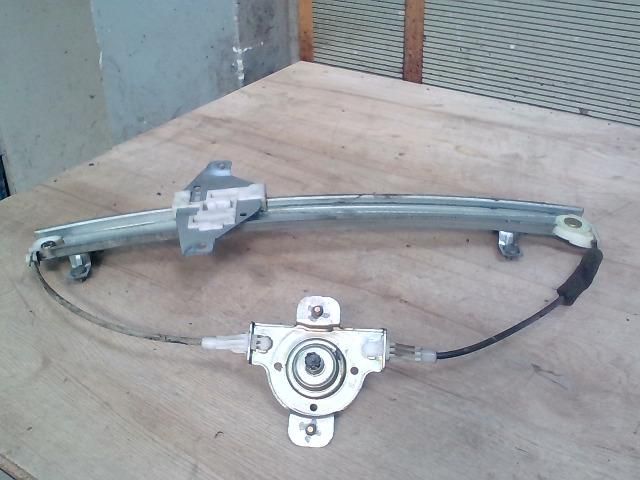 bontott CHEVROLET KALOS Jobb hátsó Ablakemelő Szerkezet (Mechanikus)