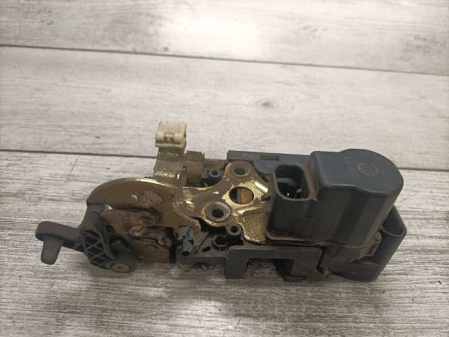 bontott CHEVROLET KALOS Jobb hátsó Ajtózár