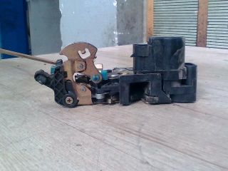 bontott CHEVROLET KALOS Jobb hátsó Ajtózár