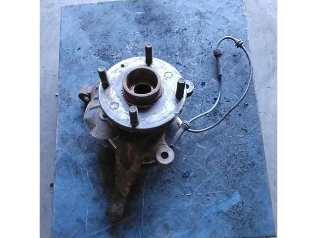 bontott CHEVROLET LACETTI Bal első Csonkállvány Kerékaggyal