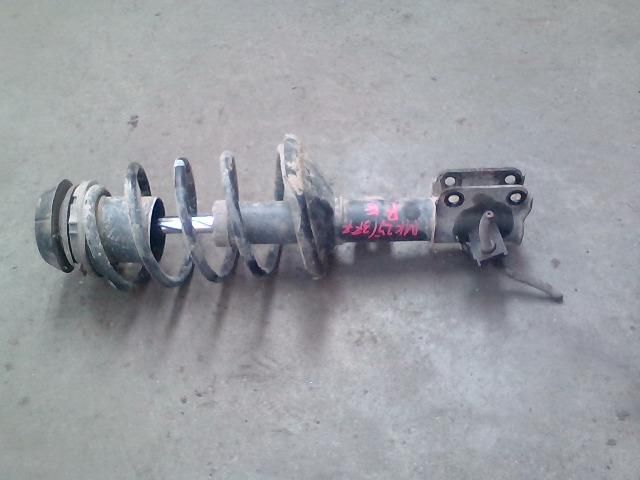 bontott CHEVROLET LACETTI Bal első Gólyaláb (Lengécsillapító, Rugó)