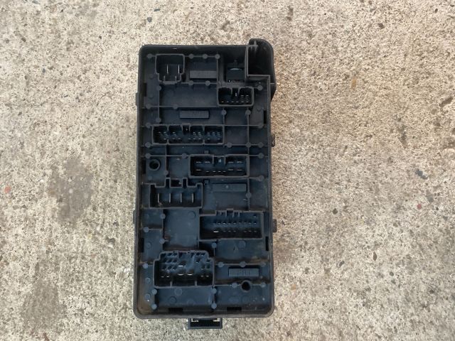 bontott CHEVROLET LACETTI Biztosítéktábla Motortér