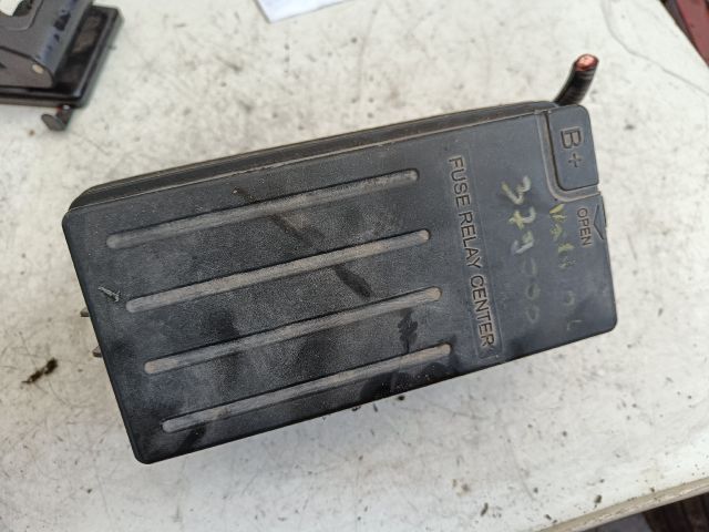 bontott CHEVROLET LACETTI Biztosítéktábla Motortér