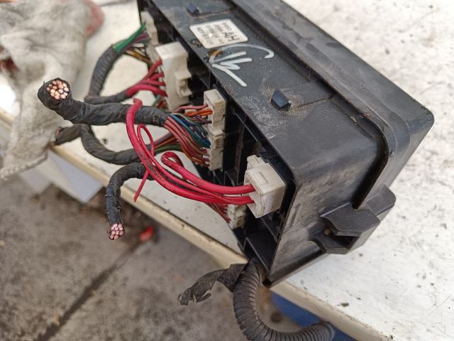 bontott CHEVROLET LACETTI Biztosítéktábla Motortér