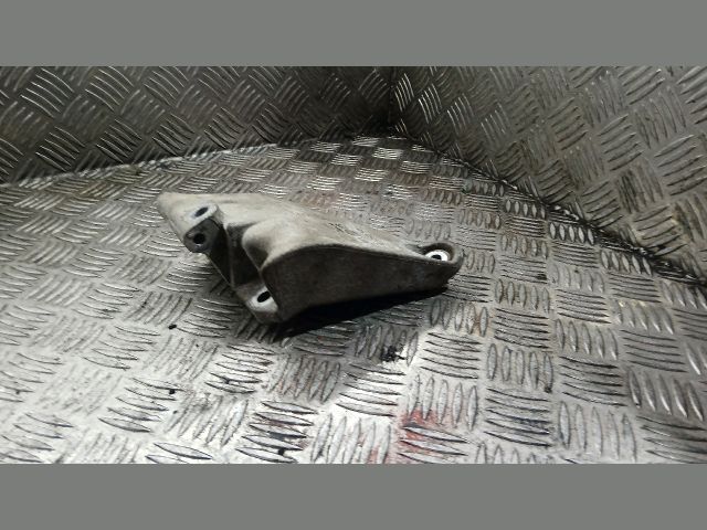 bontott CHEVROLET LACETTI Generátor Tartó Bak