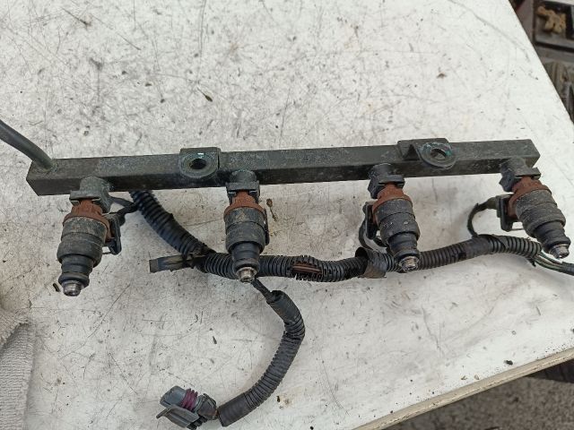 bontott CHEVROLET LACETTI Porlasztó Sor / Híd