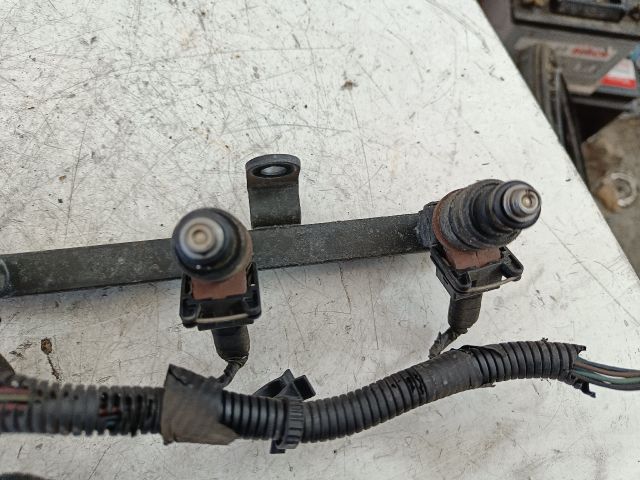 bontott CHEVROLET LACETTI Porlasztó Sor / Híd