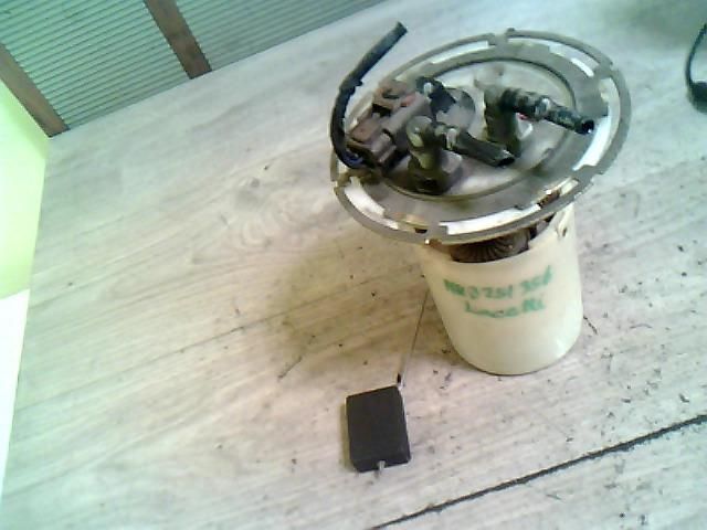 bontott CHEVROLET LACETTI Üzemanyag Szivattyú