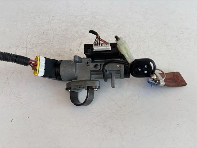 bontott CHEVROLET LACETTI Gyújtáskapcsoló Házzal