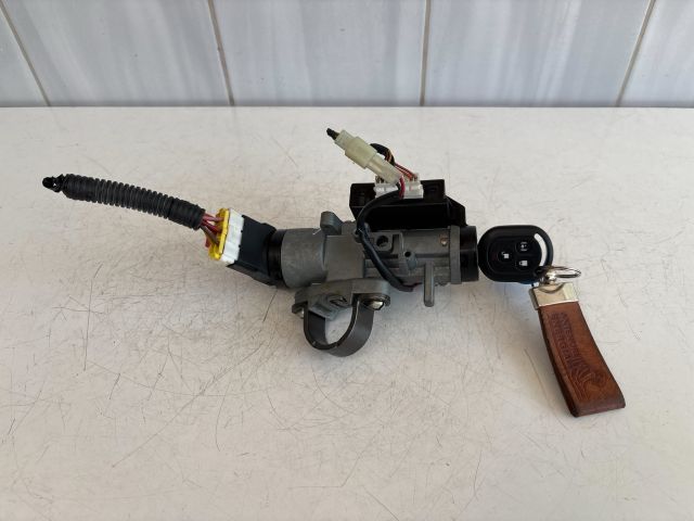 bontott CHEVROLET LACETTI Gyújtáskapcsoló Házzal