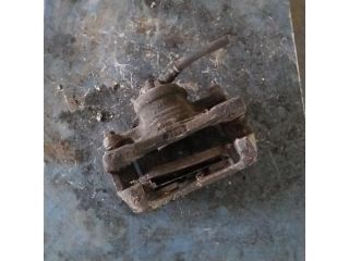 bontott CHEVROLET LACETTI Jobb első Féknyereg Munkahengerrel