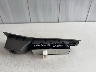 bontott CHEVROLET LACETTI Ablakemelő Kapcsoló Négyes / Kettes
